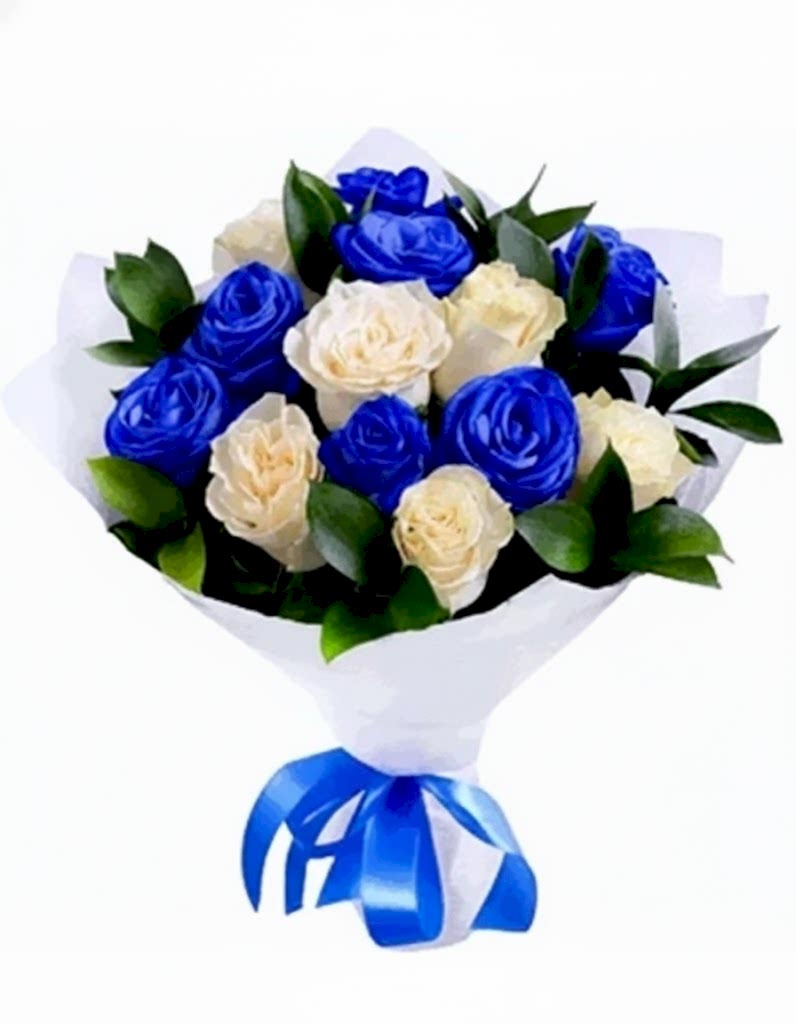 13 white Blue Roses Bouquet - Roses