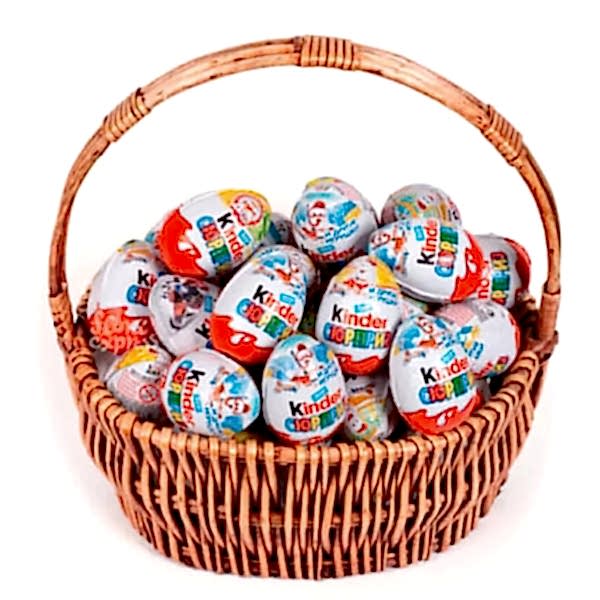 Kinder Suprise Basket - Gift & Flowers