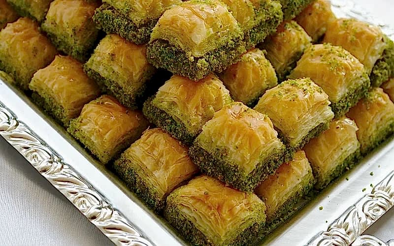 1 kg Baklava - Gift & Flowers