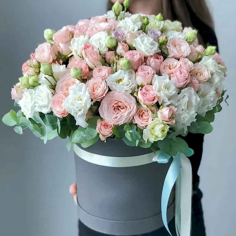 Spray Pink Roses And Austoma - Congratulations Flowers